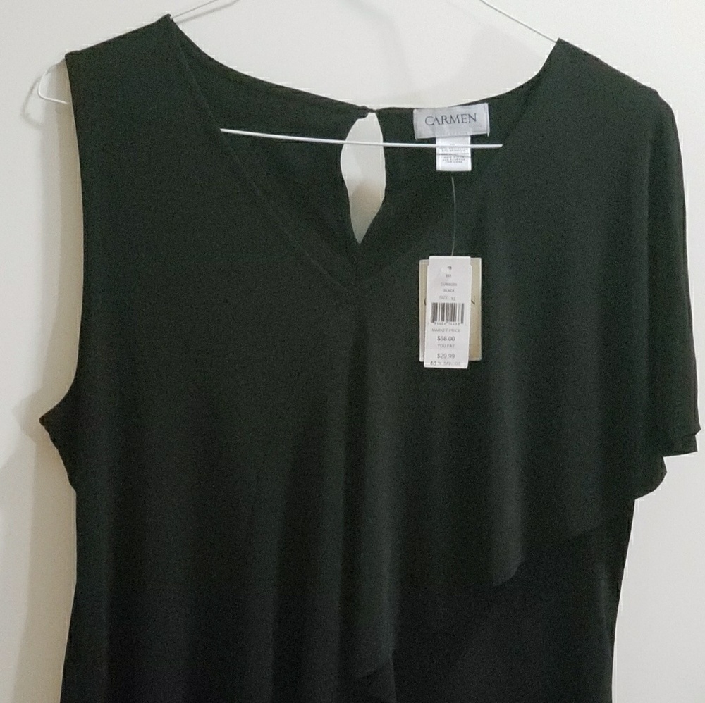 Carmen Marc Valvo Black sleeveless blouse